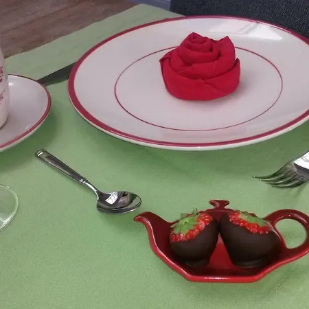 Val Des Roses Nocleg ze śniadaniem Brugia